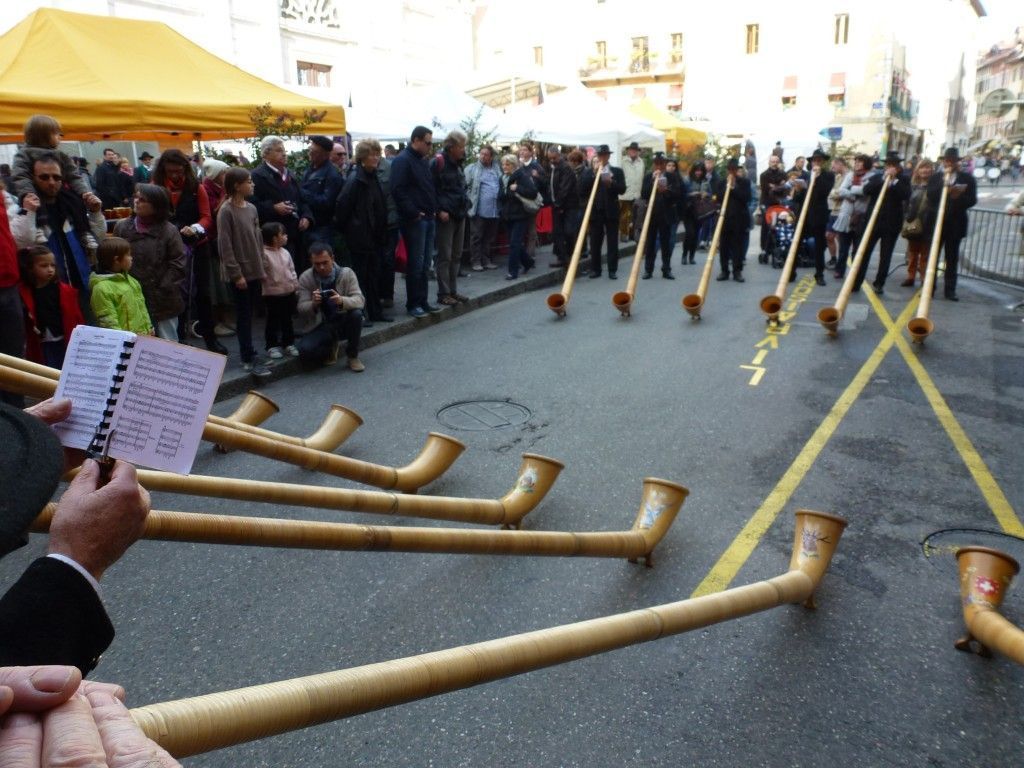 Descente des Alpages, vieille ville d'Annecy/2